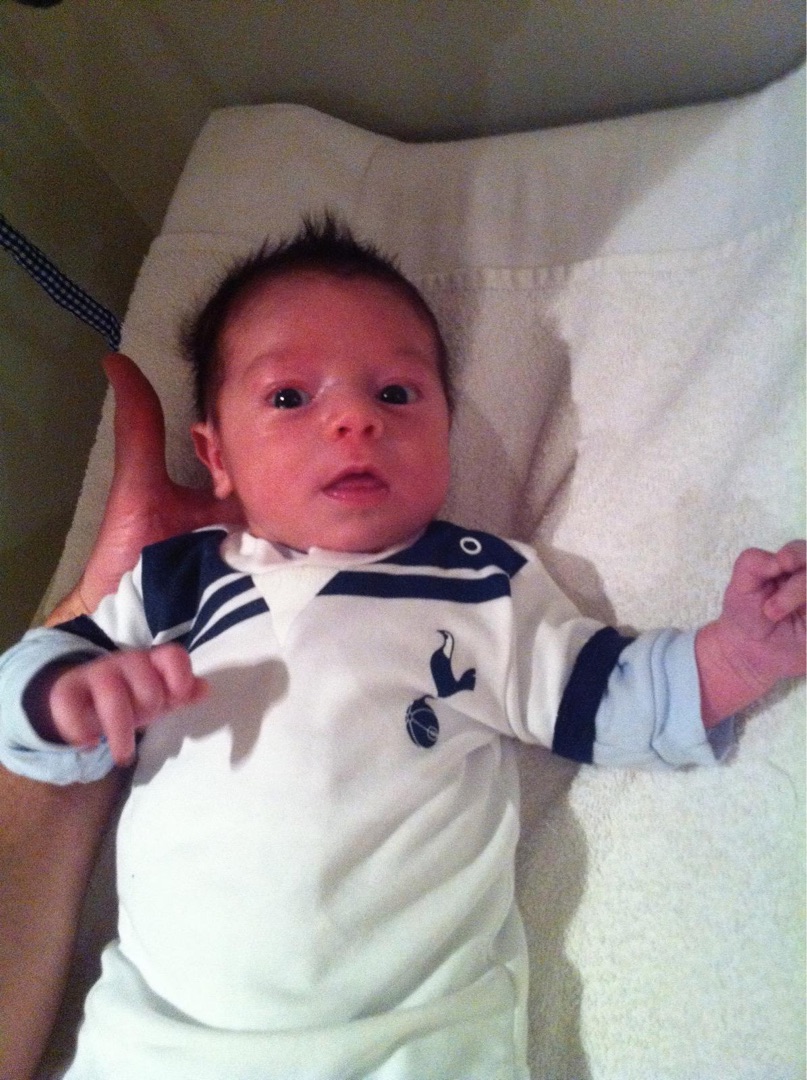 Baby Taye in Spurs kit